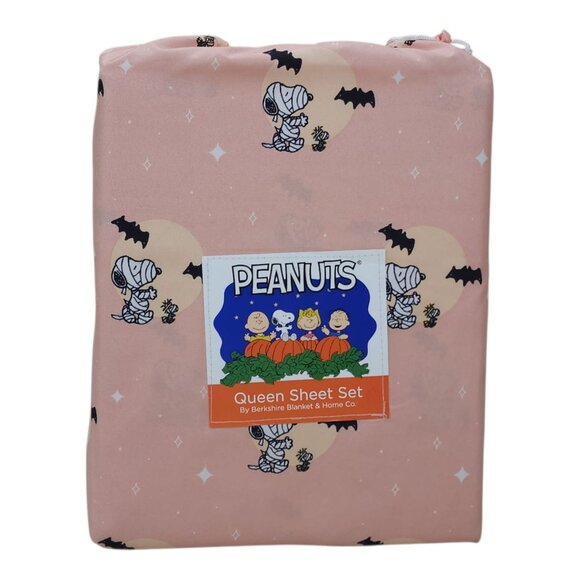 Peanuts Queen Sheet Set By Berkshire Pink Halloween Snoopy Bats - Picture 1 of 7